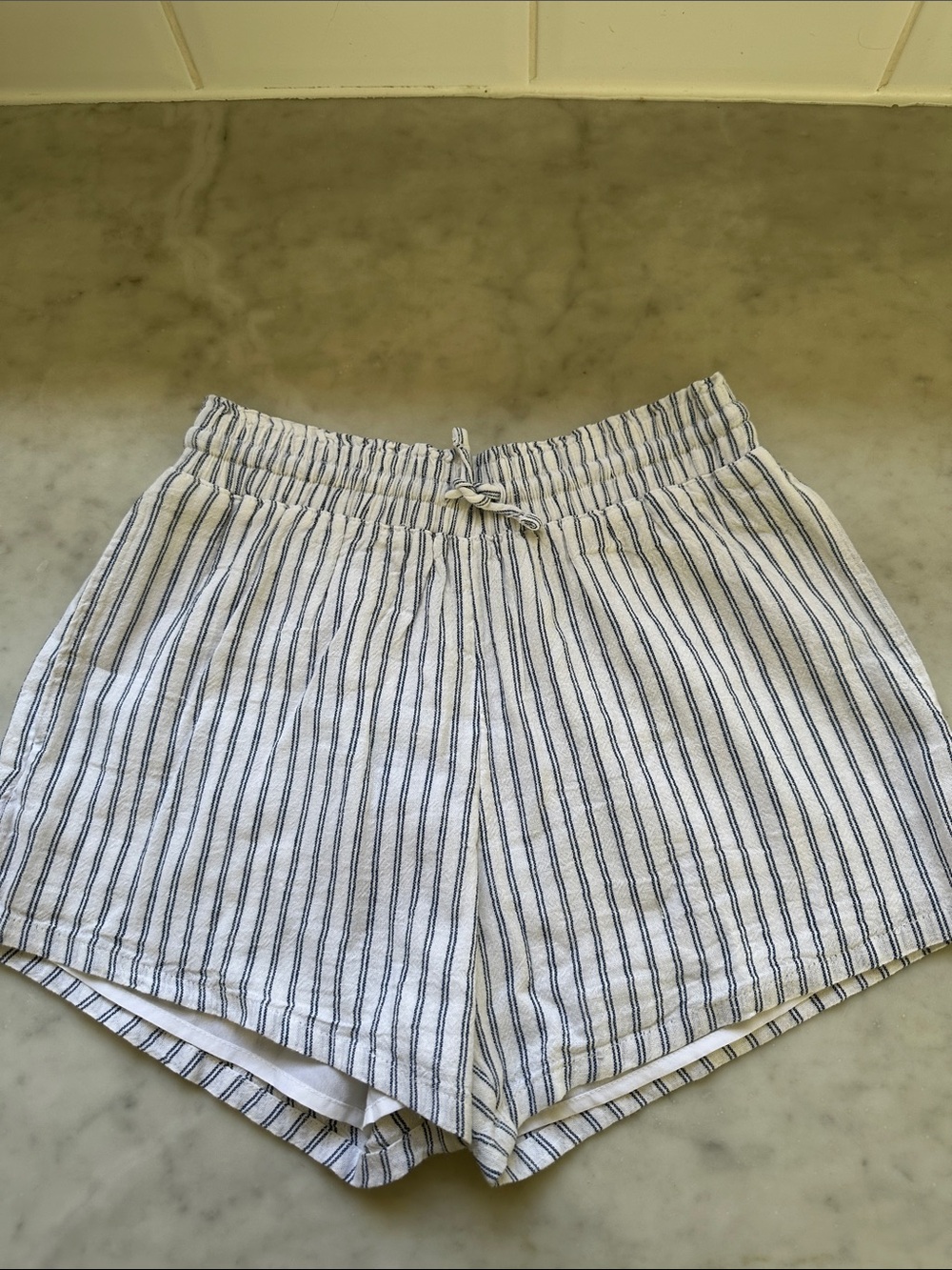 NEW Abercrombie Kids Striped Shorts Size 13/14